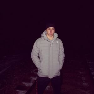 Meet your Posher, Brett